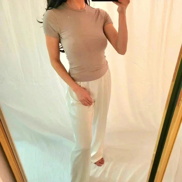 Abercrombie & Fitch micro mofal collection tan Brown Beige crewneck T-shirt basi - Picture 1 of 8